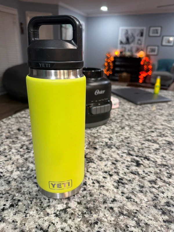 YETI water bottle, 26 ounce